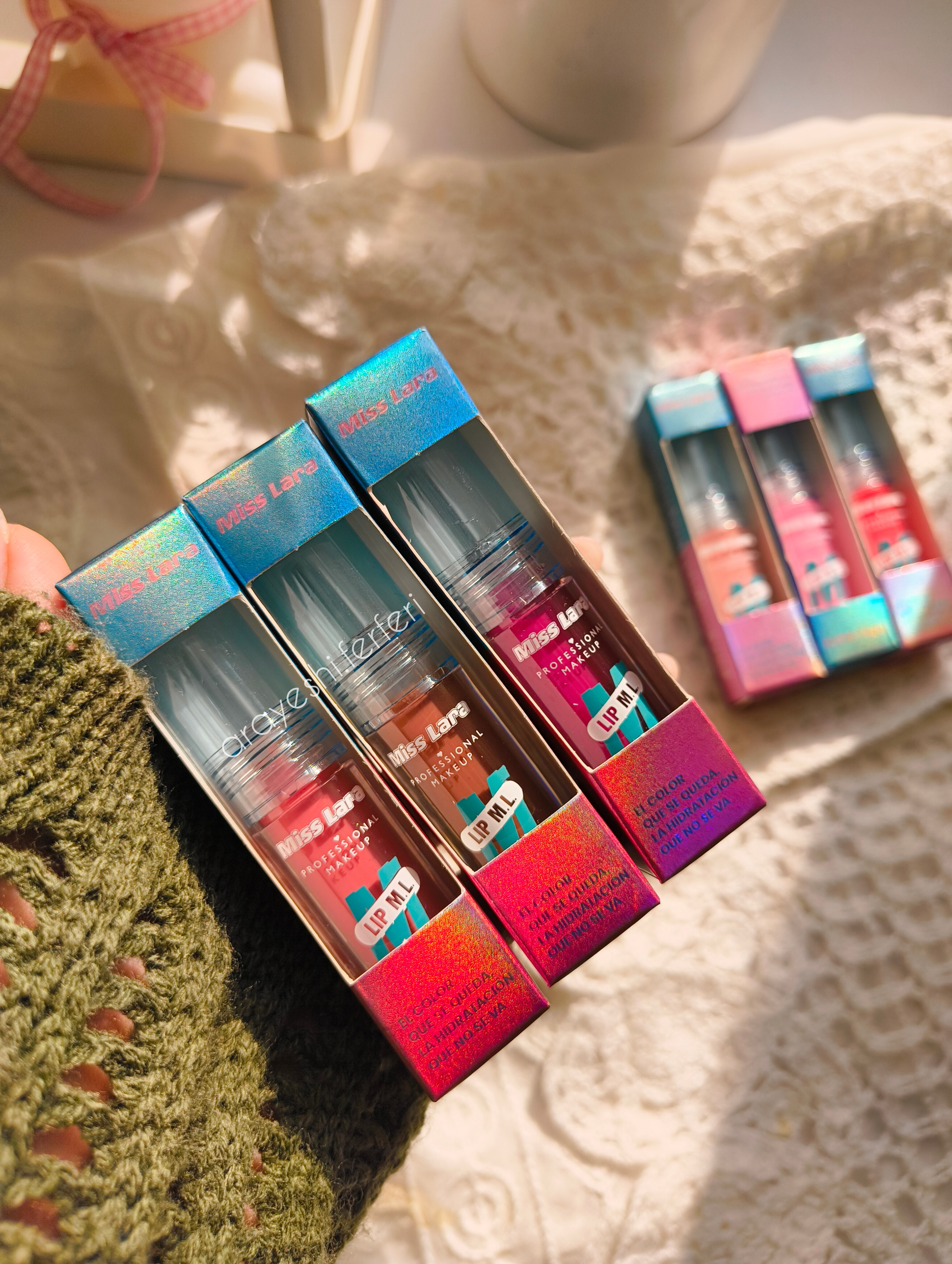 لیپ گلاس میس لارا 💋✨