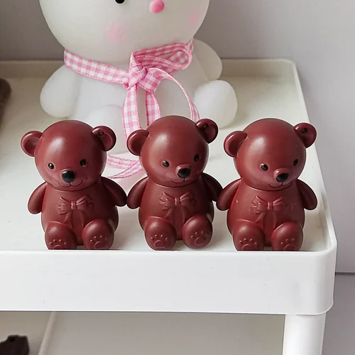 رژلب و جاکلیدی خرسی🧸